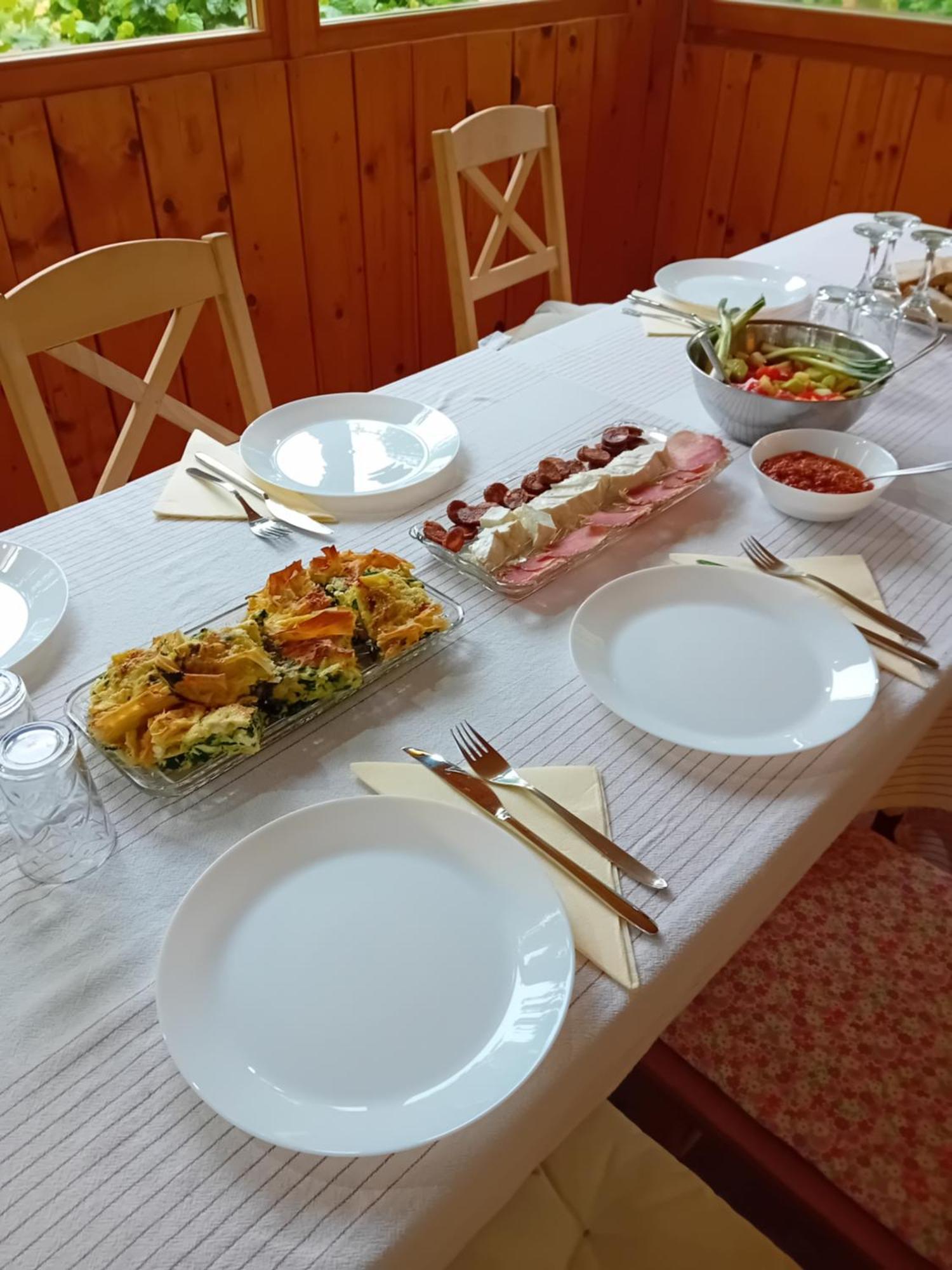 סרמסקי קרלובצ'י Zeravica Rooms B&B מראה חיצוני תמונה