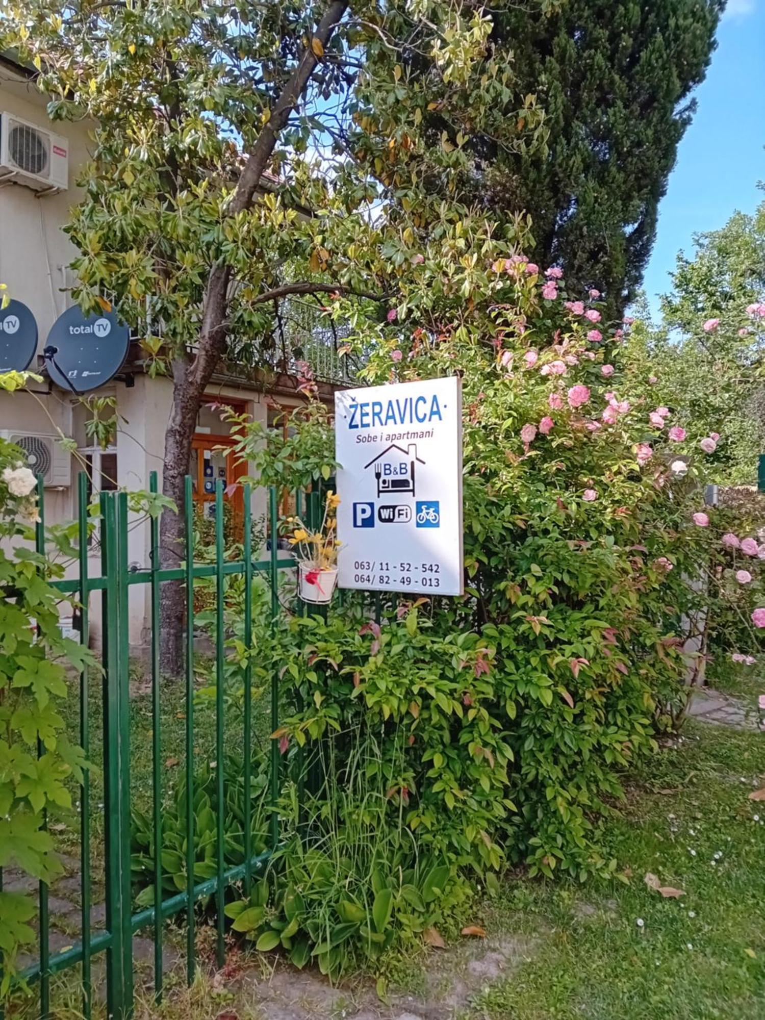 סרמסקי קרלובצ'י Zeravica Rooms B&B מראה חיצוני תמונה